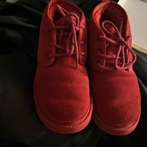 Neumel Uggs